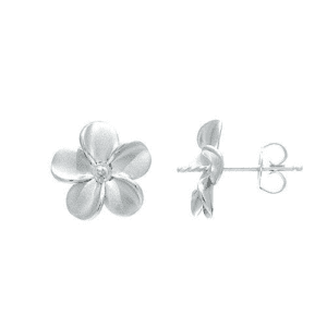 A pair of silver earrings with flowers on them.